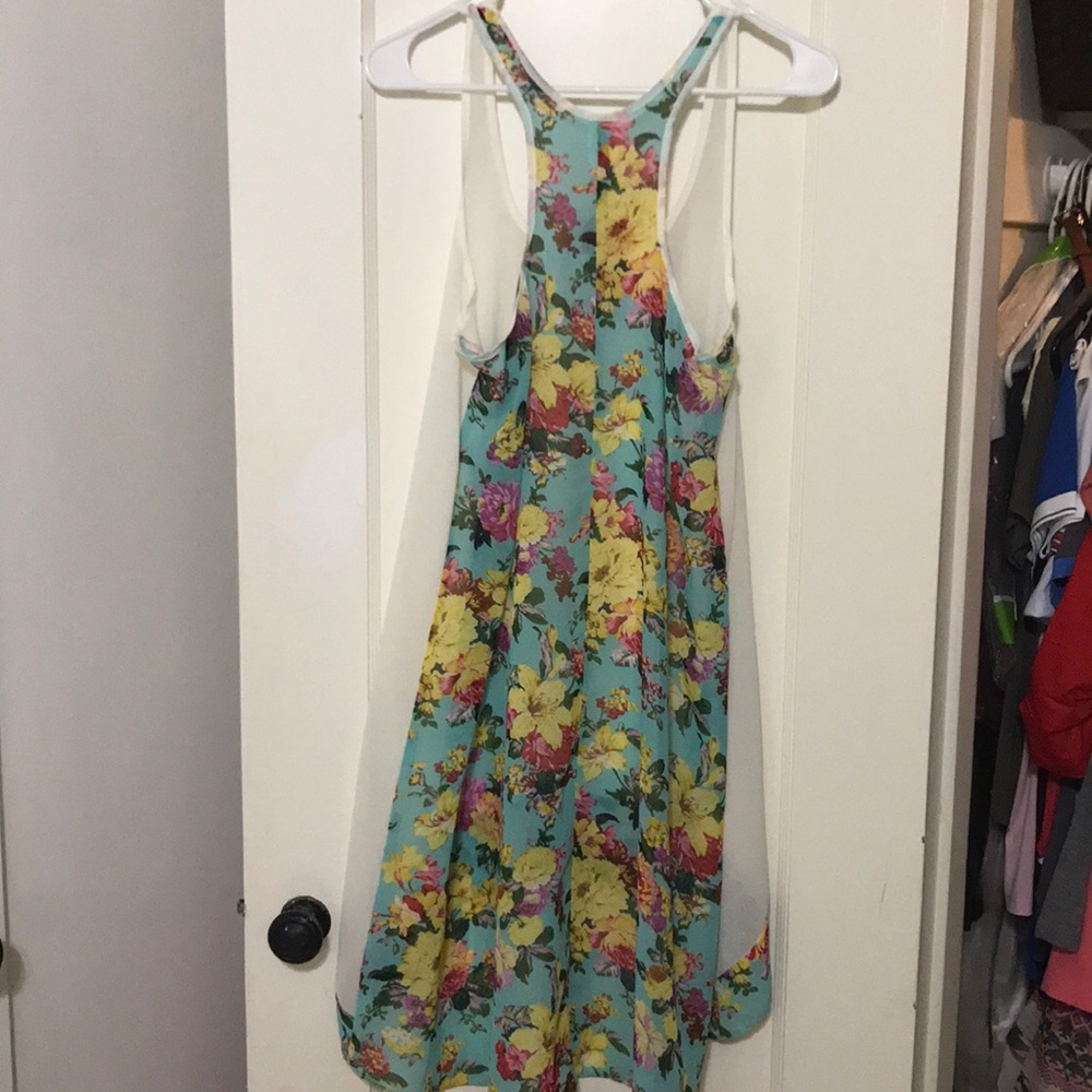NWT Miken High-Low Floral Cover Up
